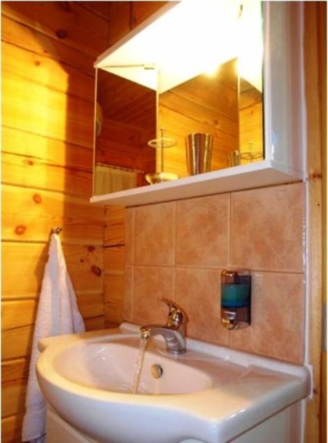 Gasthaus Agroktima Armonia Karpenísion Zimmer foto