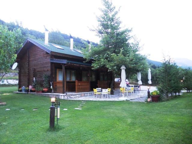 Gasthaus Agroktima Armonia Karpenísion Exterior foto